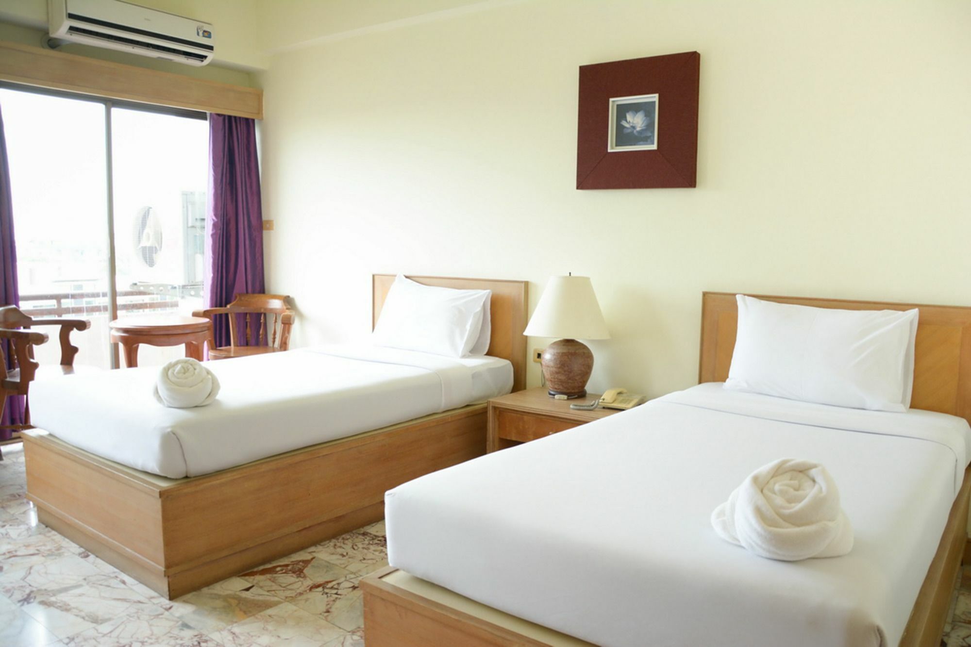 Nonthaburi Palace Hotel Exterior photo